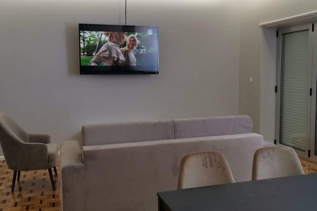 Grey Apartment Braga Luaran gambar