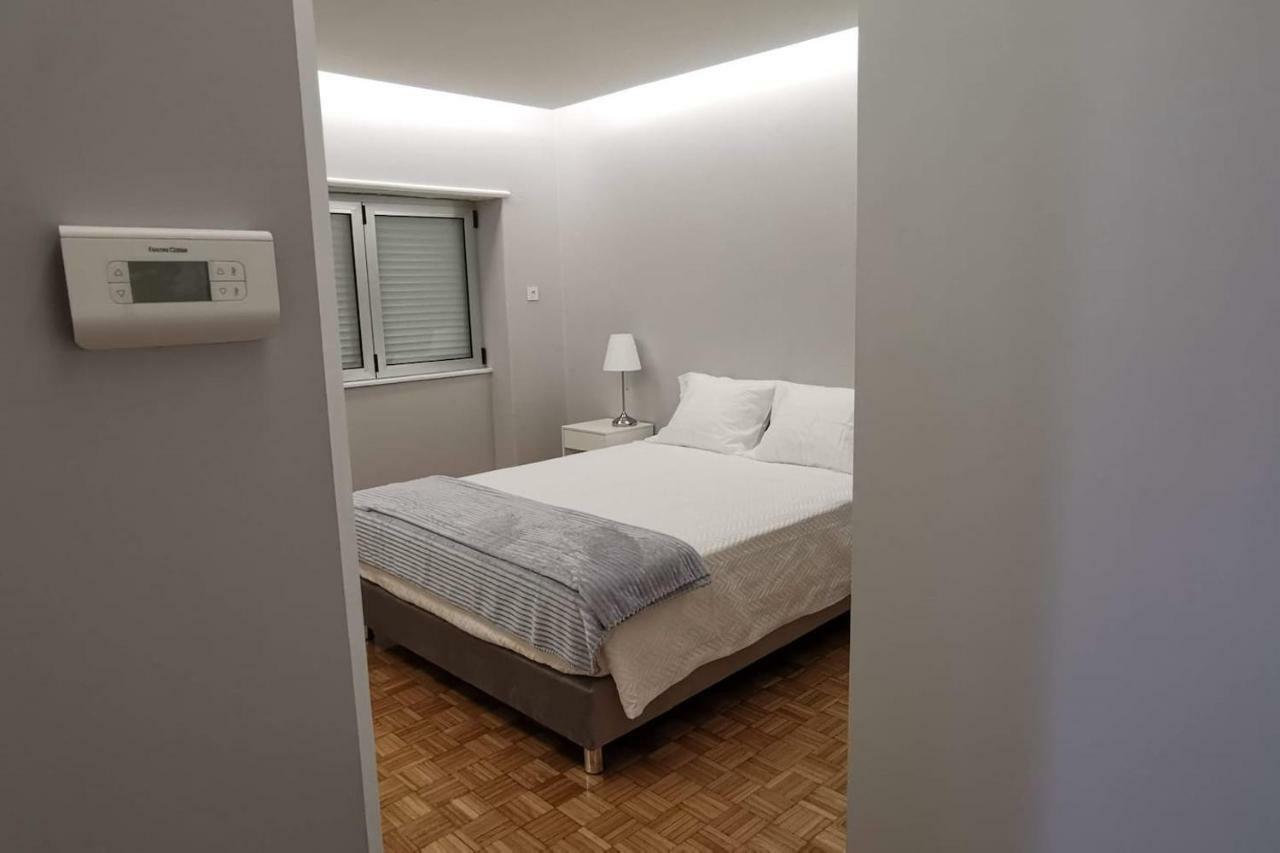 Grey Apartment Braga Luaran gambar