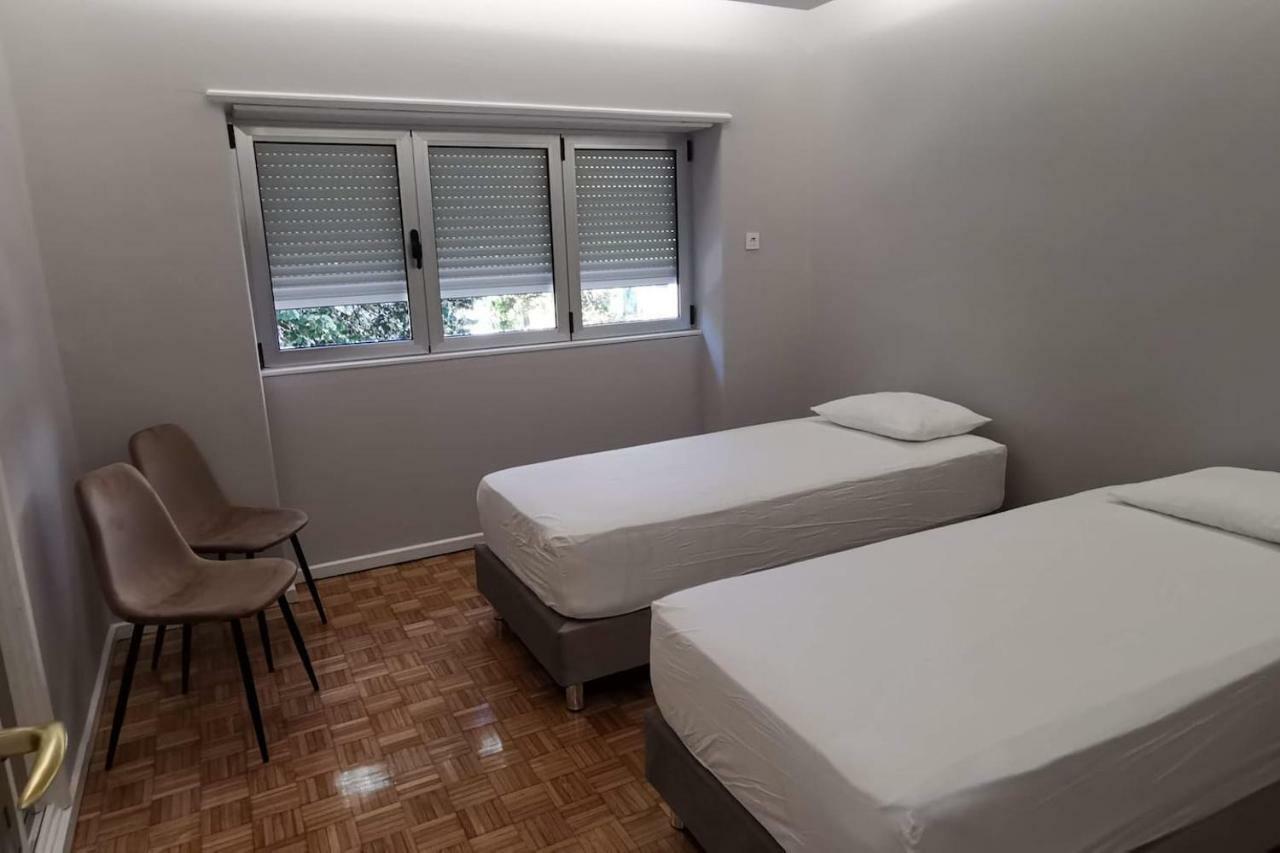 Grey Apartment Braga Luaran gambar