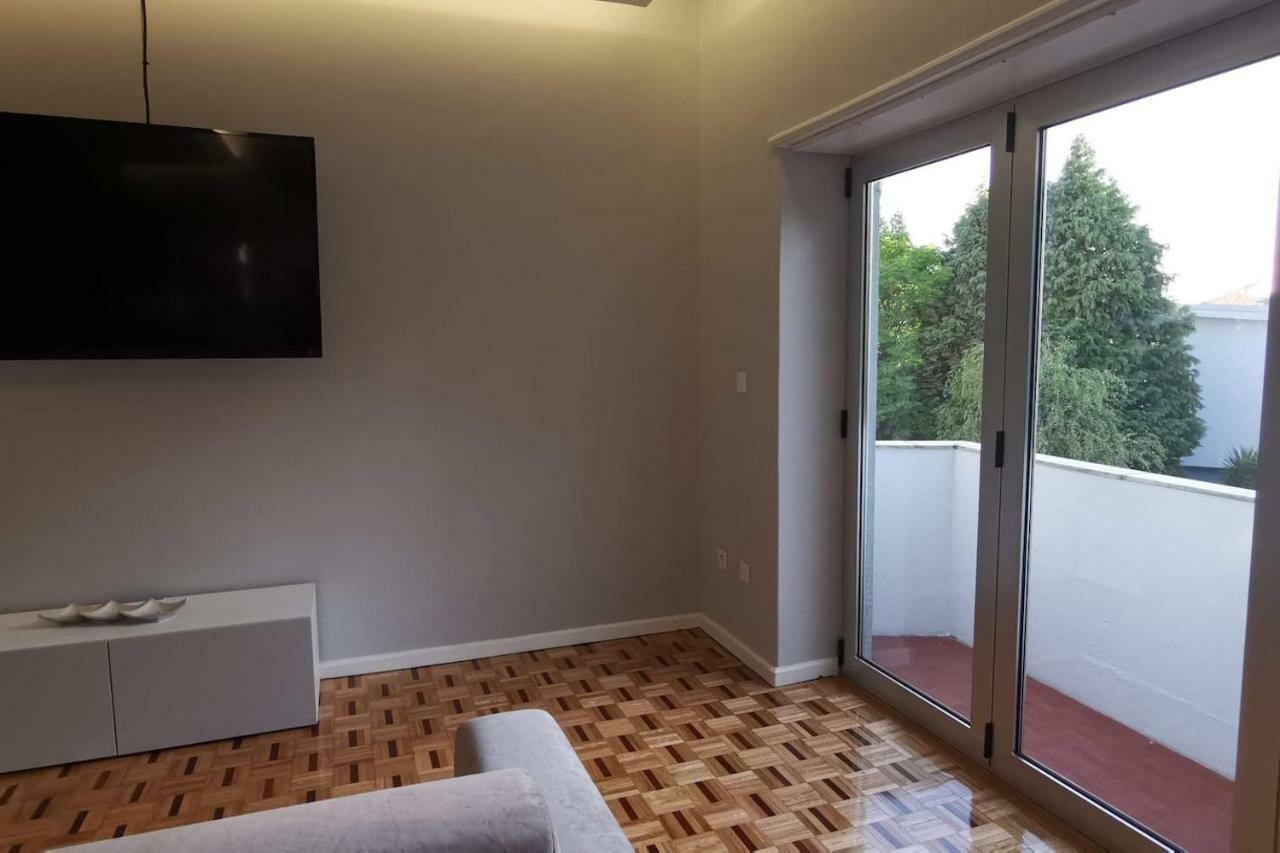 Grey Apartment Braga Luaran gambar